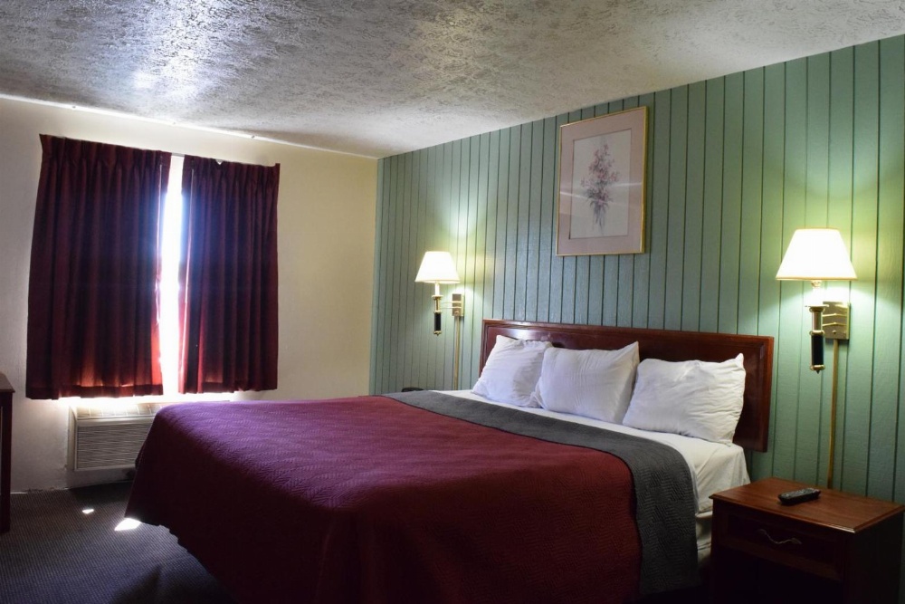 Budget Inn Ontario Main image